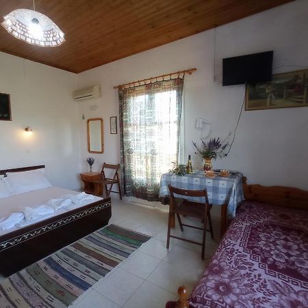 Diamanti Molivos Studios & Apartments Mithimna Extérieur photo