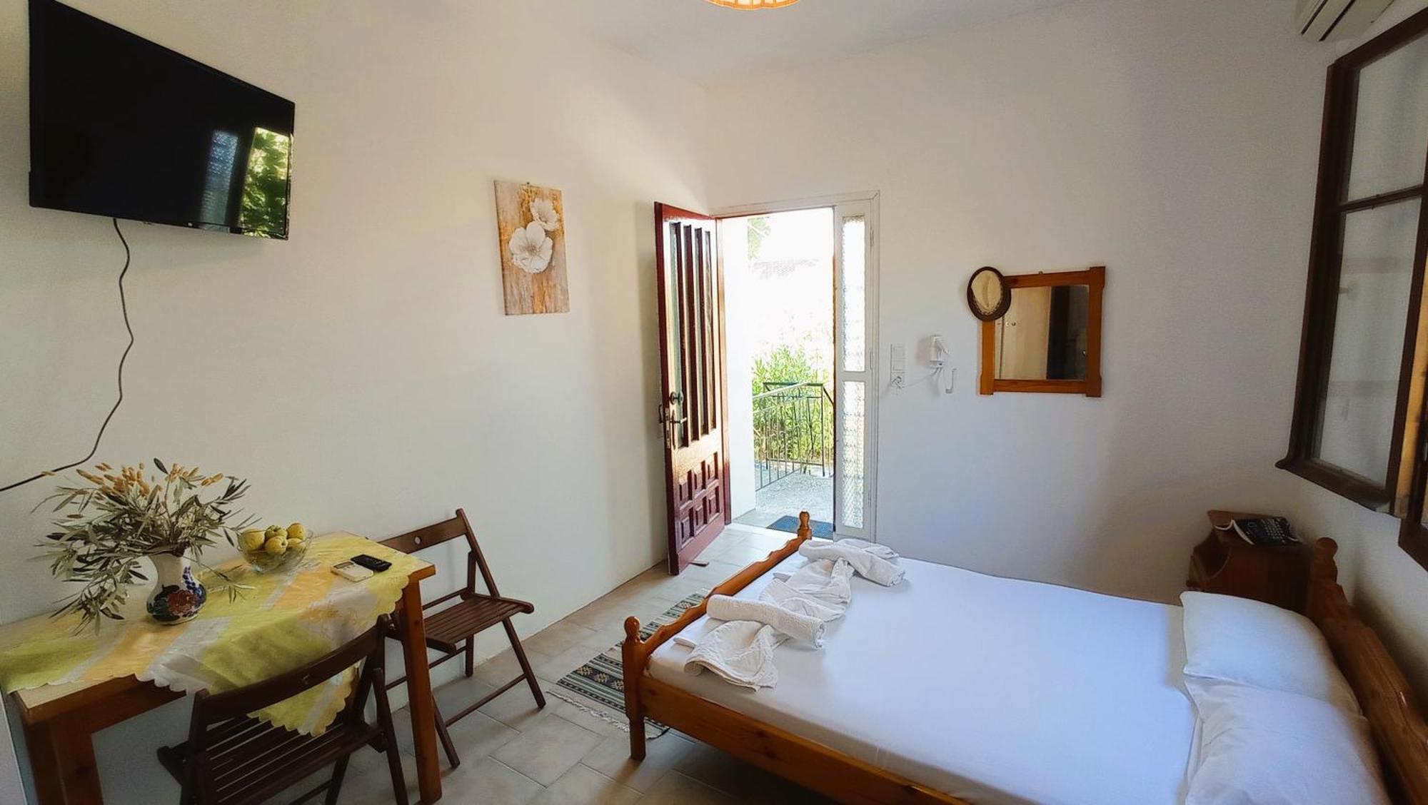 Diamanti Molivos Studios & Apartments Mithimna Extérieur photo